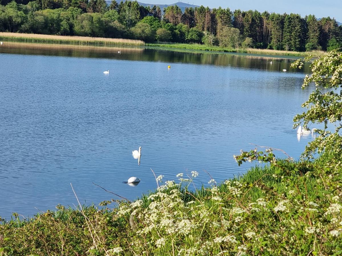 Kimadalyn Villa Forfar Bagian luar foto